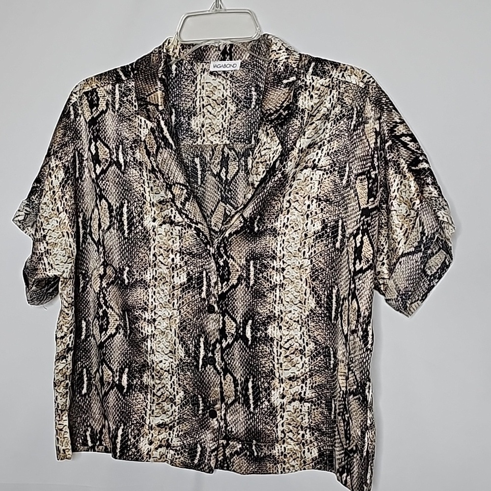Vagabond snakeskin animal pattern button down collared cuff sleeve blouse top Sm